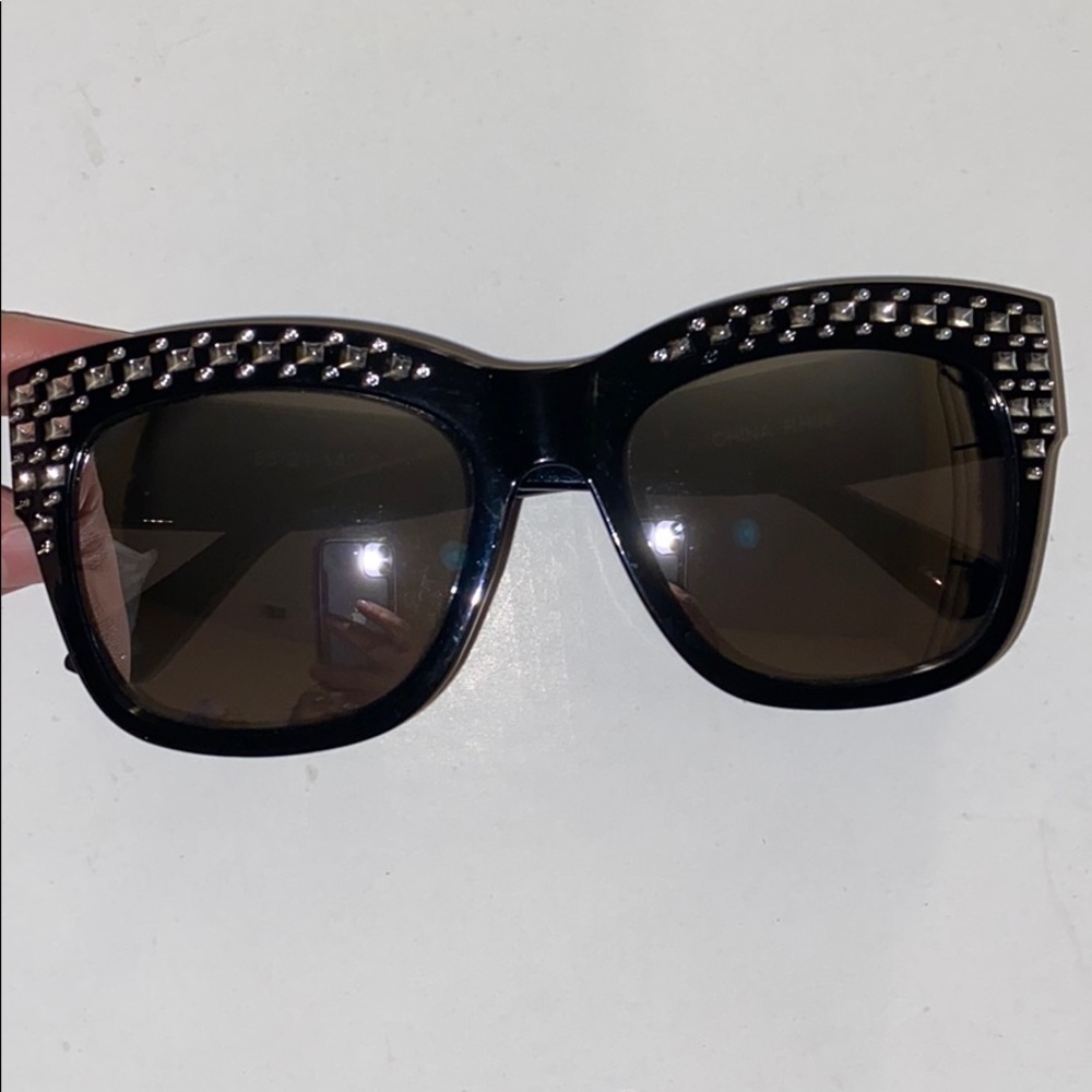 Women’s sunglasses